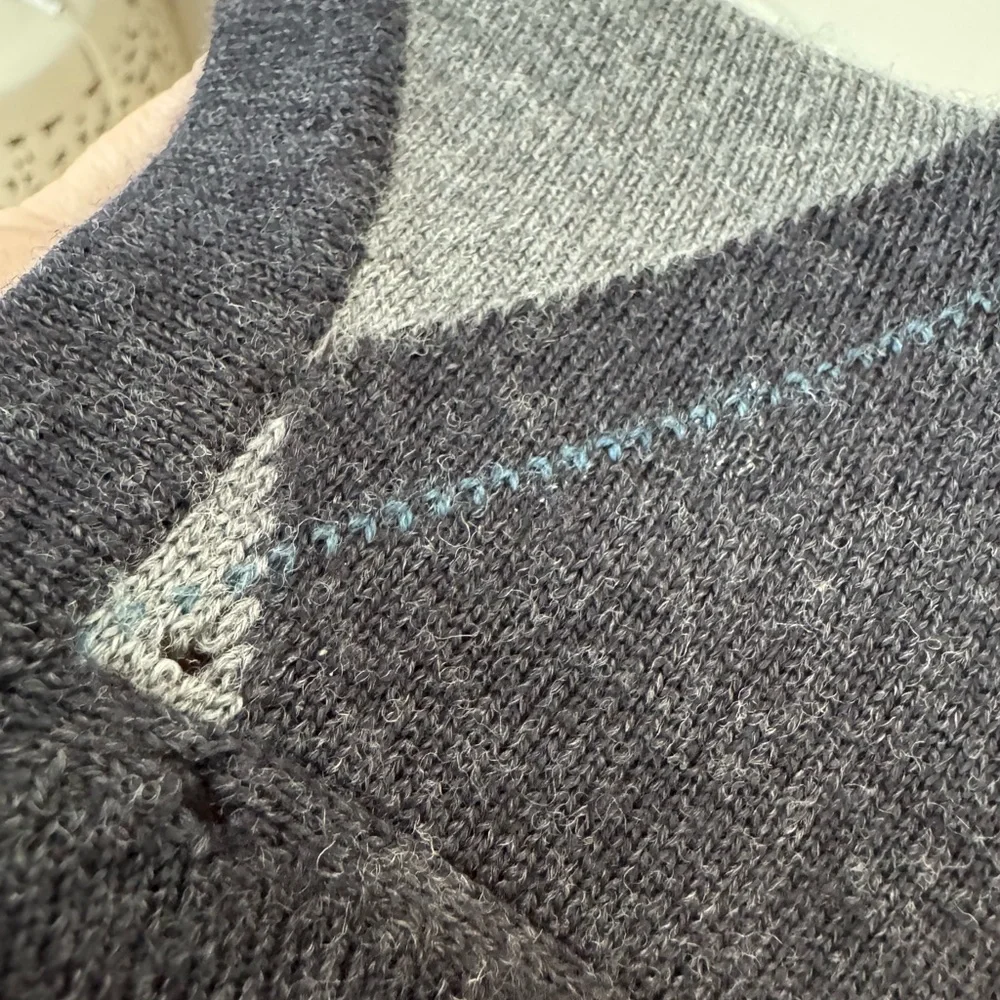 Garret Scott V-Neck Merino Wool Sweater - Black and Gray Argyle